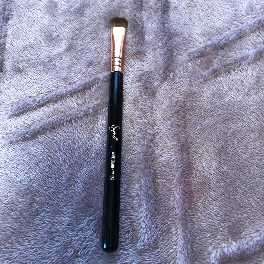 🖤 Sigma E59 Wide Shader Brush - Copper